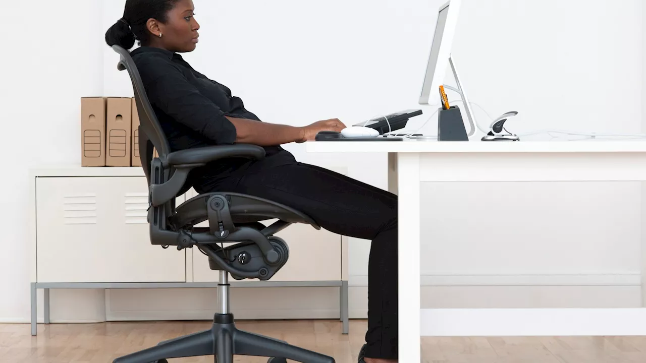 The 7 exercises you can do at your desk to get rid of ‘office bum’...