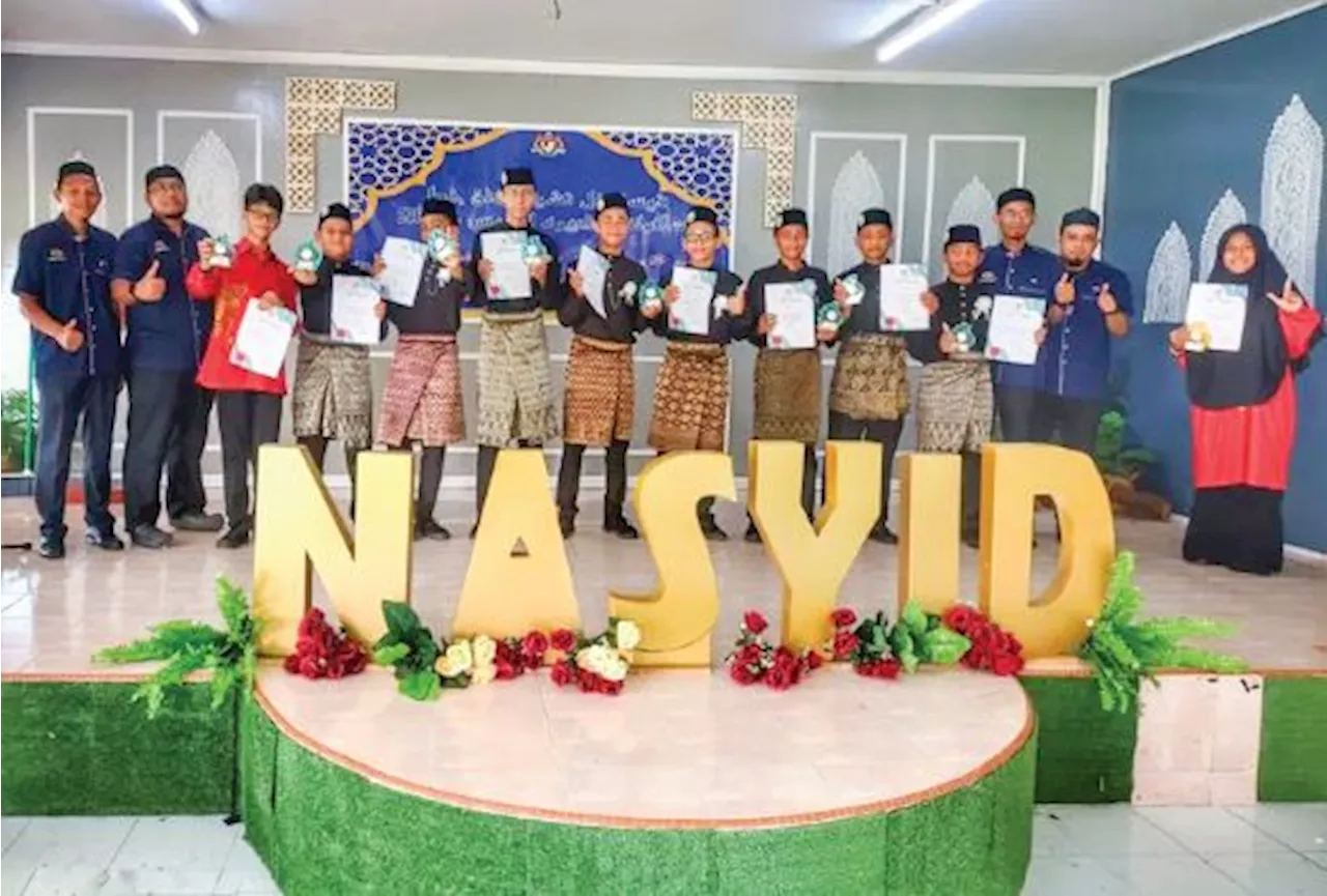 Festival nasyid, khat Sekolah Lipis serlah bakat insaniah pelajar