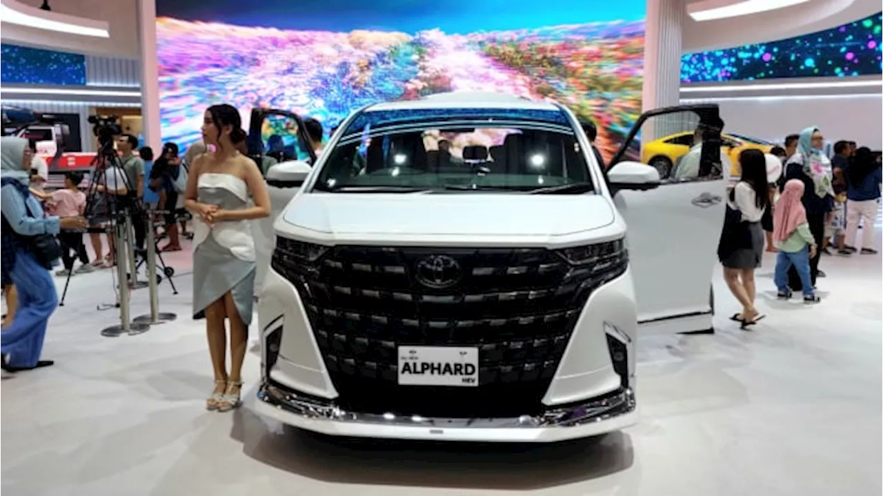 Terpopuler: Sewa Alphard Rp25 Juta Sehari di IKN, Ribuan Motor BMW Kena Recall