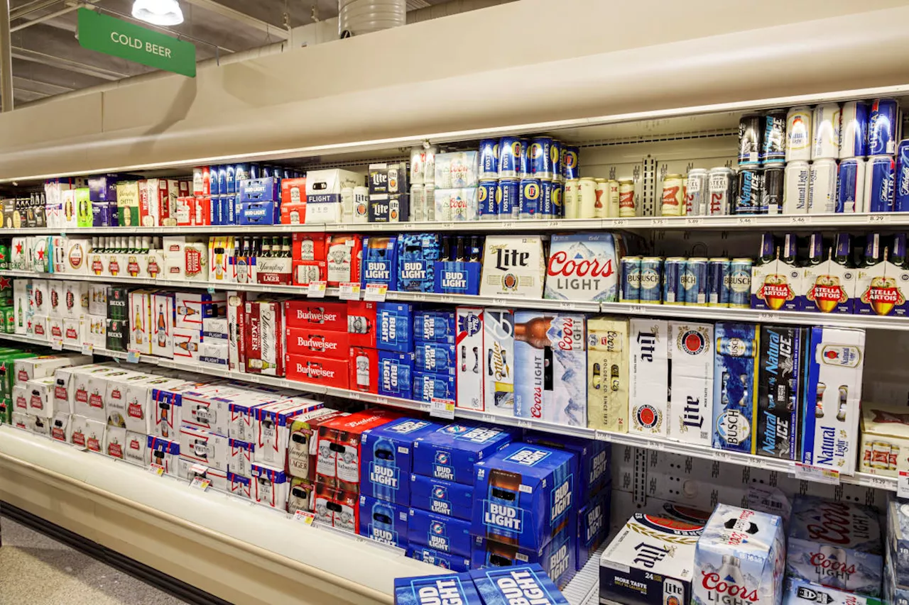 US beer drinkers are looking for value, says Molson Coors CEO, as demand for beverages softens