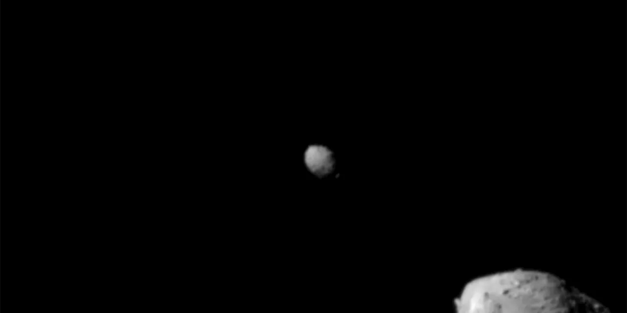 Raumfahrt: Esa-Sonde entdeckt Hunderte mögliche Asteroidenmonde