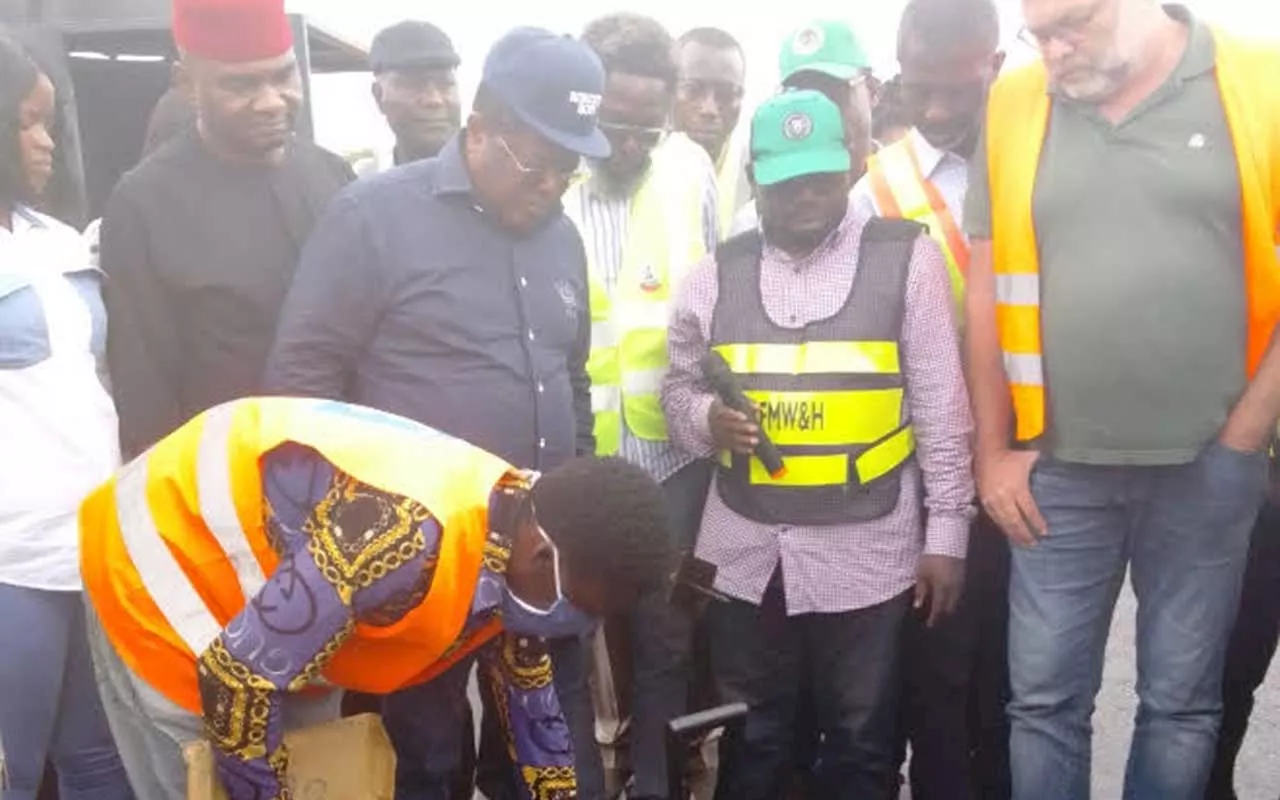 FG tasks Julius Berger, others on completion of road projects