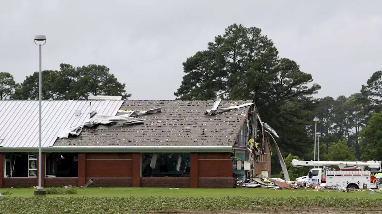 Tornado death raises Tropical Storm Debby toll to 7 as heavy rains keep falling