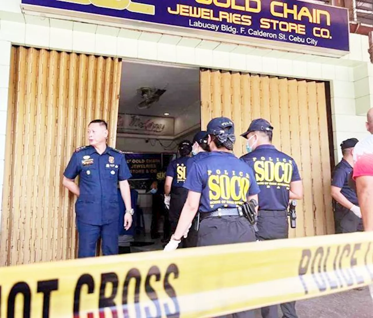 Fast job: 2 jewelry stores in Cebu City robbed in less than 2 minutes