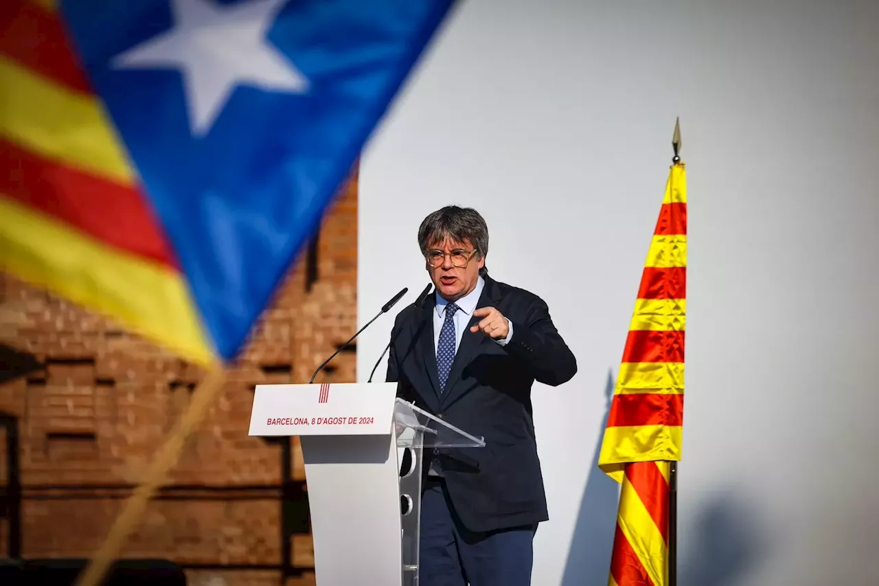 Detenido un agente de los Mossos por colaborar en la huida de Puigdemont