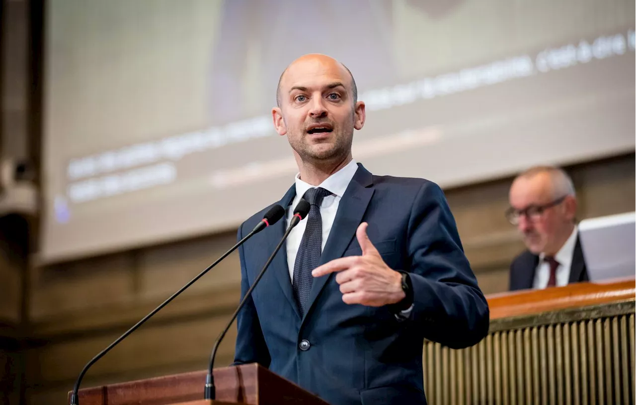 JO de Paris 2024 : Le ministre démissionnaire Jean-Noël Barrot participe au Marathon pour tous