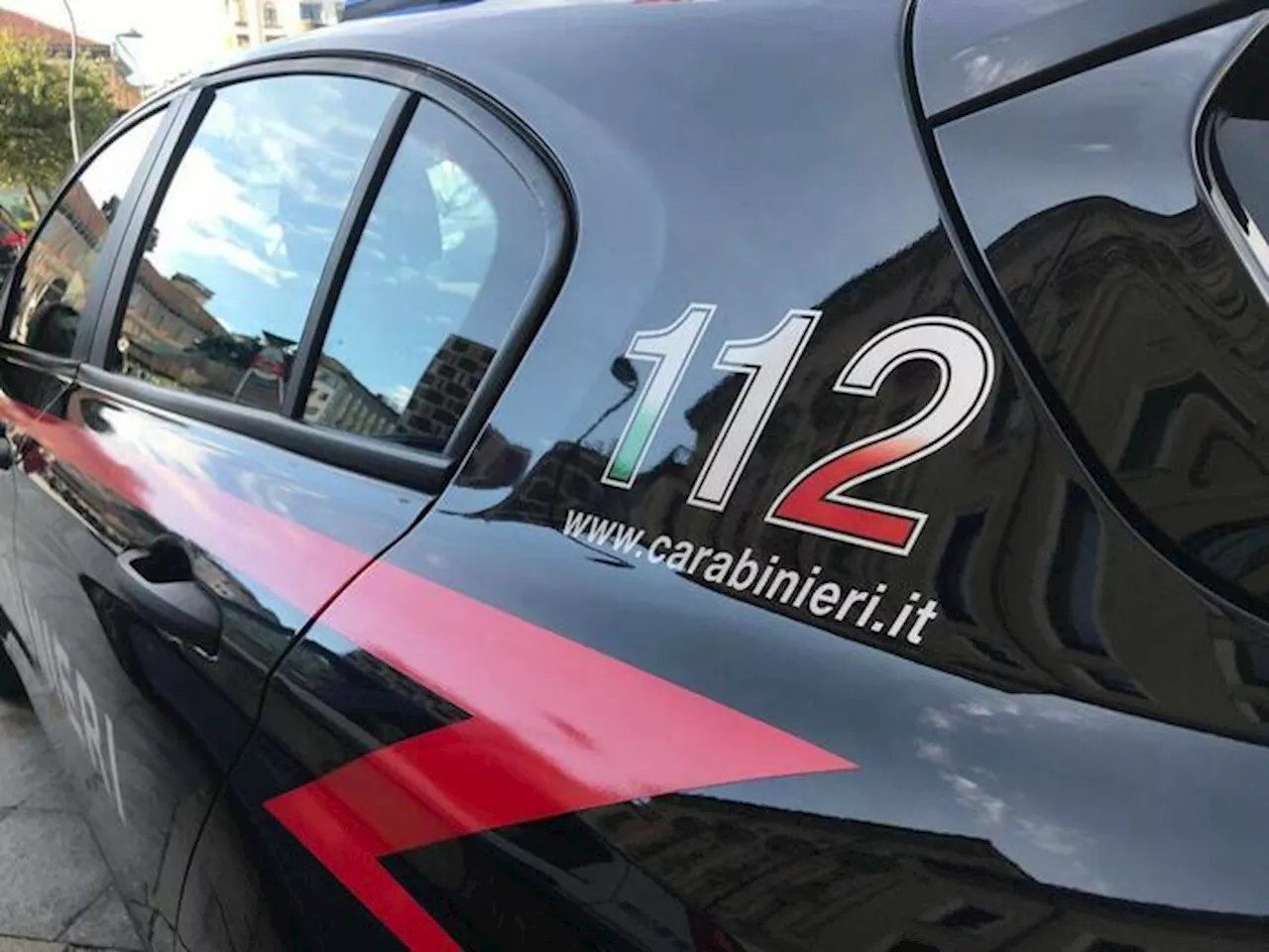 Abusi su una ragazzina dopo una serata in un locale