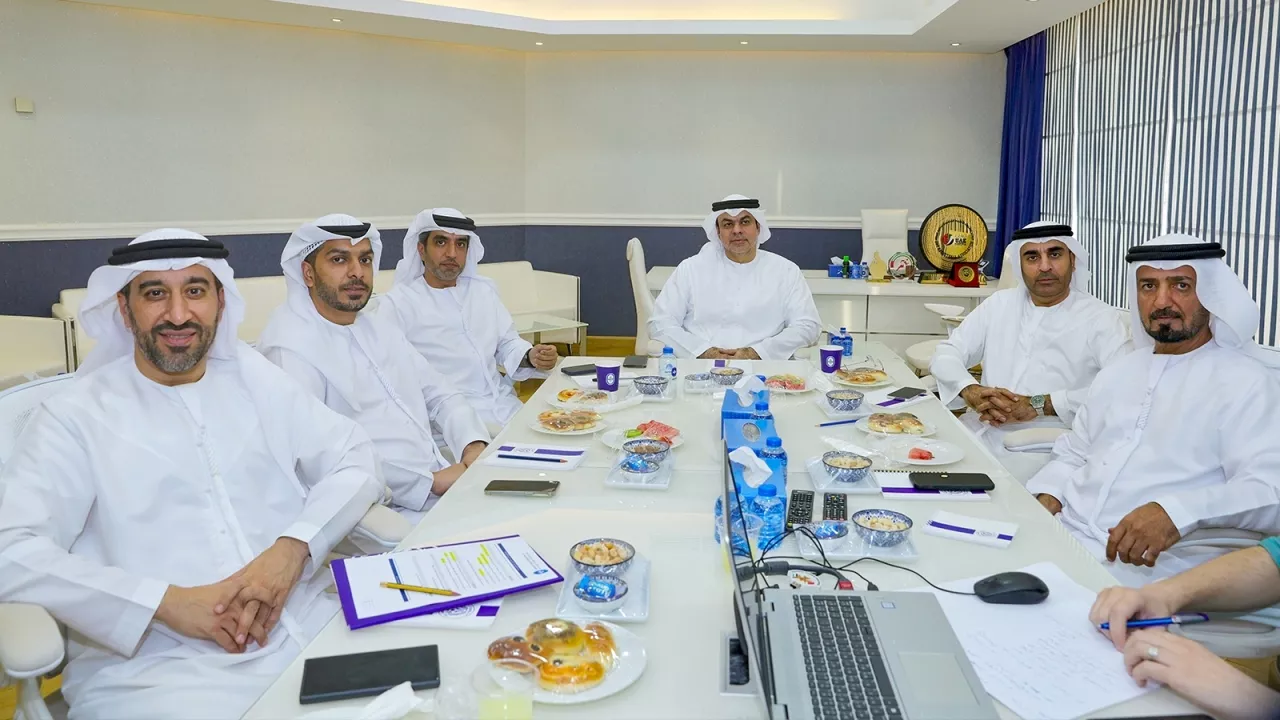 مجلس إدارة شركة النصر للألعاب الرياضية يتابع تجهيزات الفرق