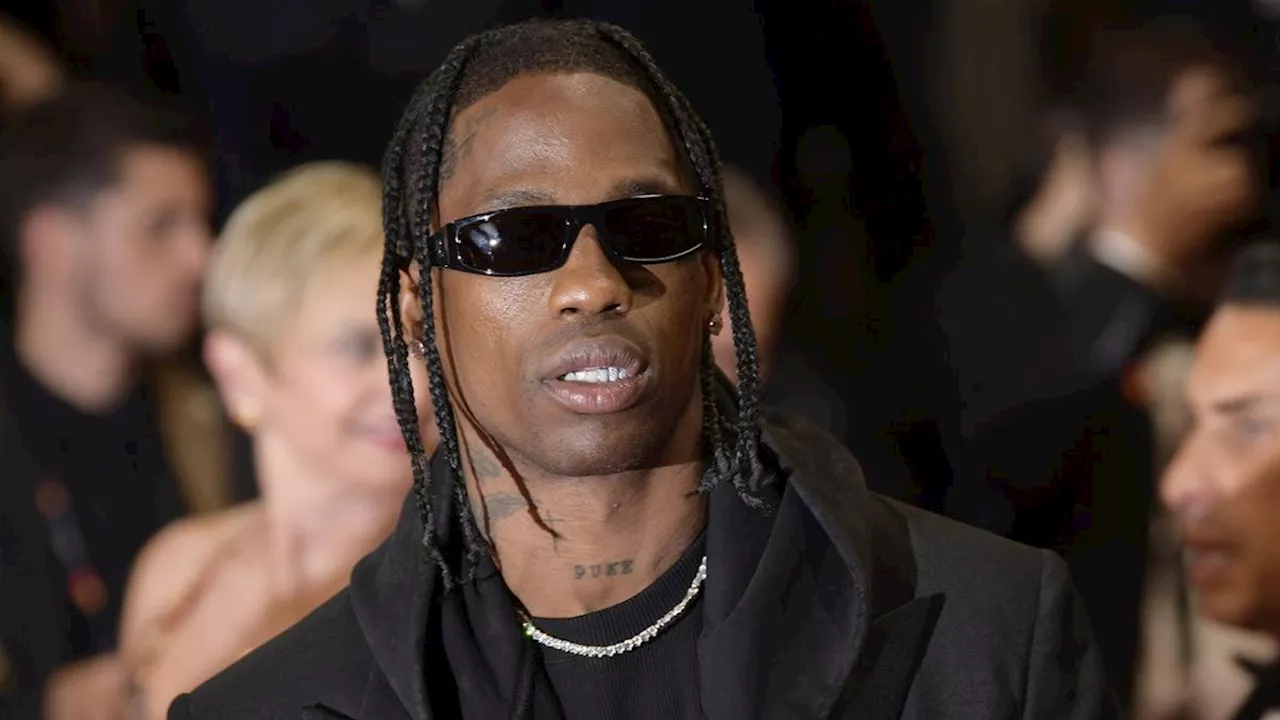 Lite con la sua guardia del corpo: Travis Scott arrestato al Fours Seasons di Parigi