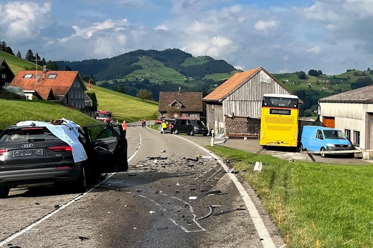 Großeltern aus NRW und Enkel sterben bei Unfall in der Schweiz