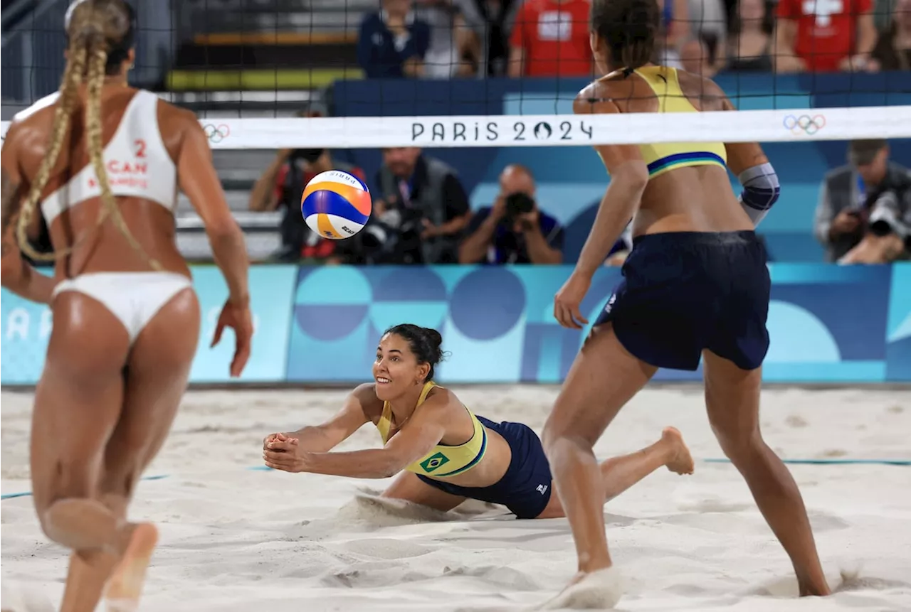 Canadian duo bested by Brazil in gold-medal match for women’s beach volleyball