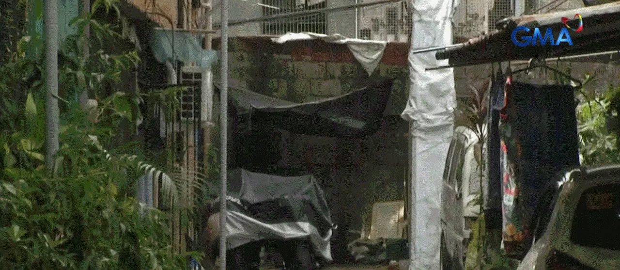 Resident complains vs. house built in middle of street in Rizal