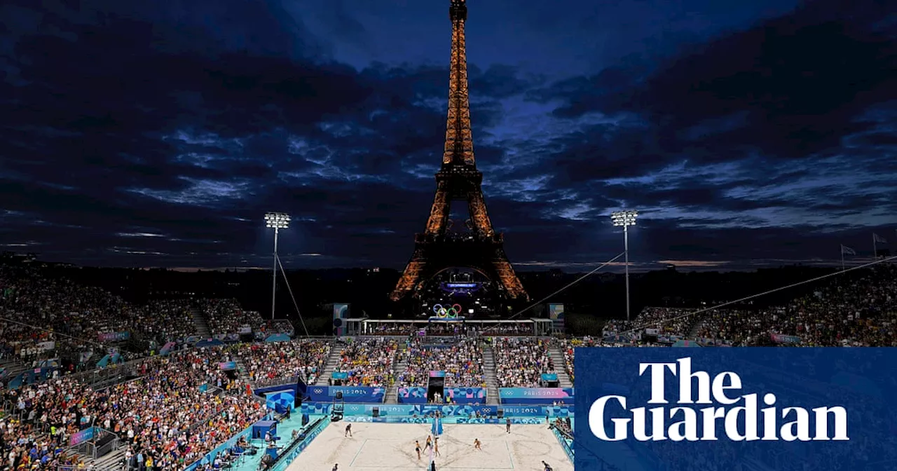 Otherworldly spectacle of beach volleyball under the Eiffel Tower rocks Paris