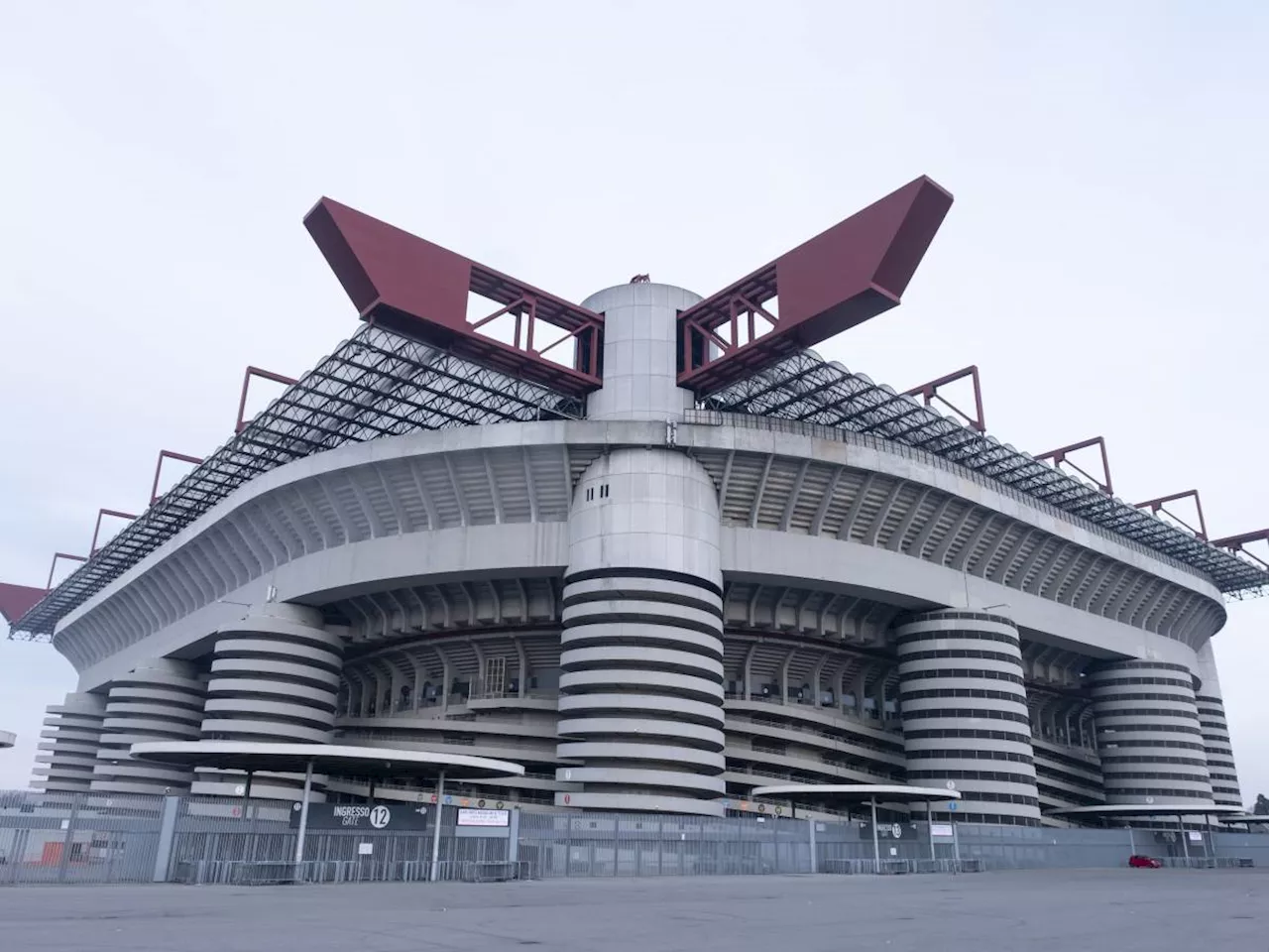 San Siro, Milan e Inter valutano l'acquisto dello stadio