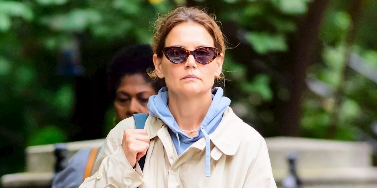 Katie Holmes Just Introduced Me to Fall’s Cool-Girl Sneaker