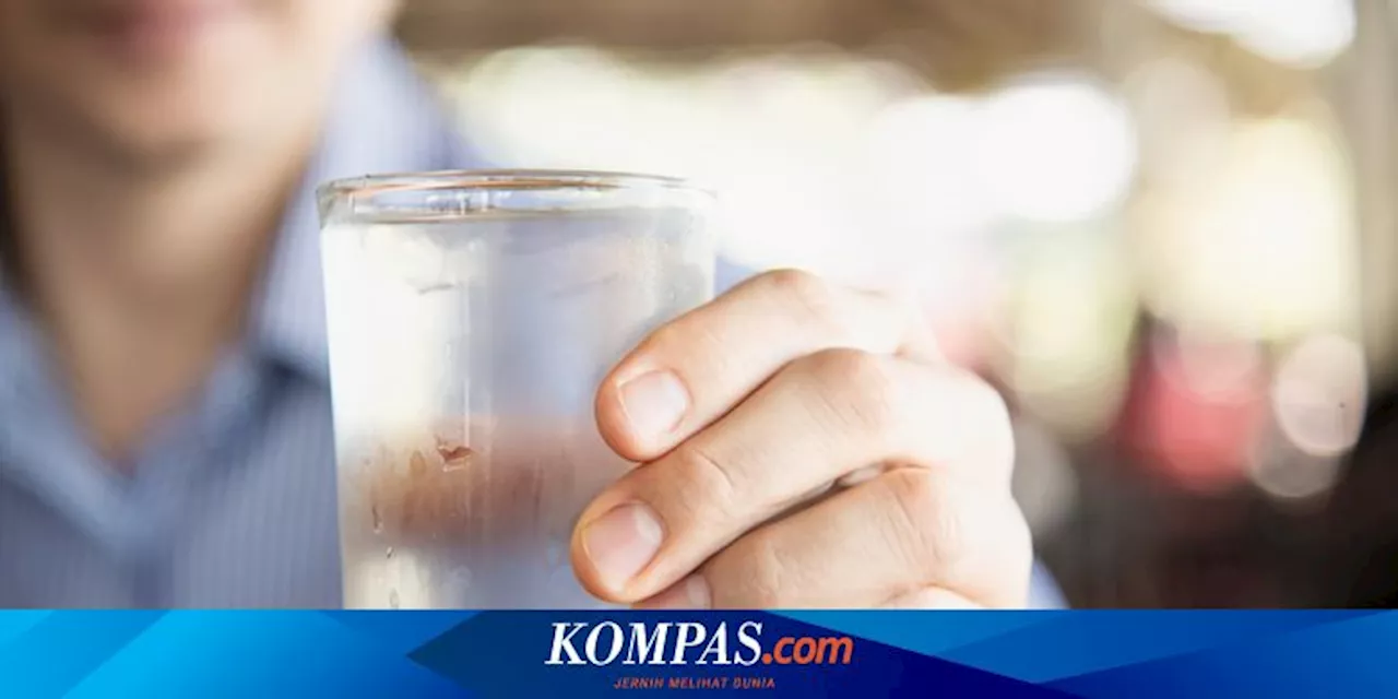 Seorang Pria Dilarikan ke RS akibat Terlalu Banyak Minum Air Putih dalam Waktu 5 Jam