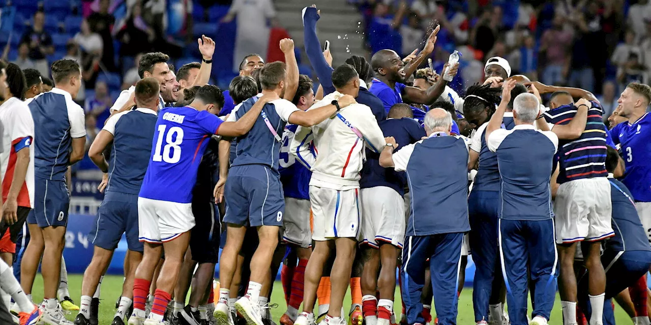 JO 2024 : l’équipe de France masculine de foot olympique remporte l'argent