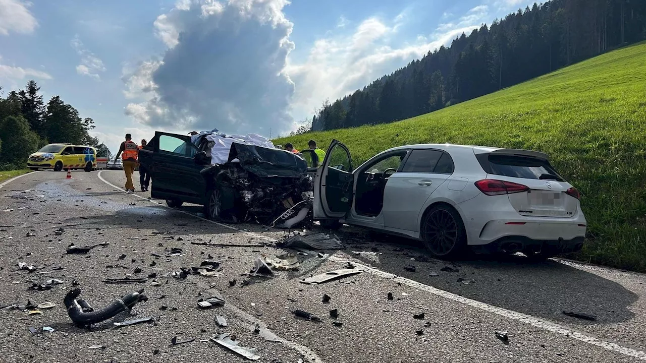 Großeltern und Enkel sterben bei Autounfall in der Schweiz