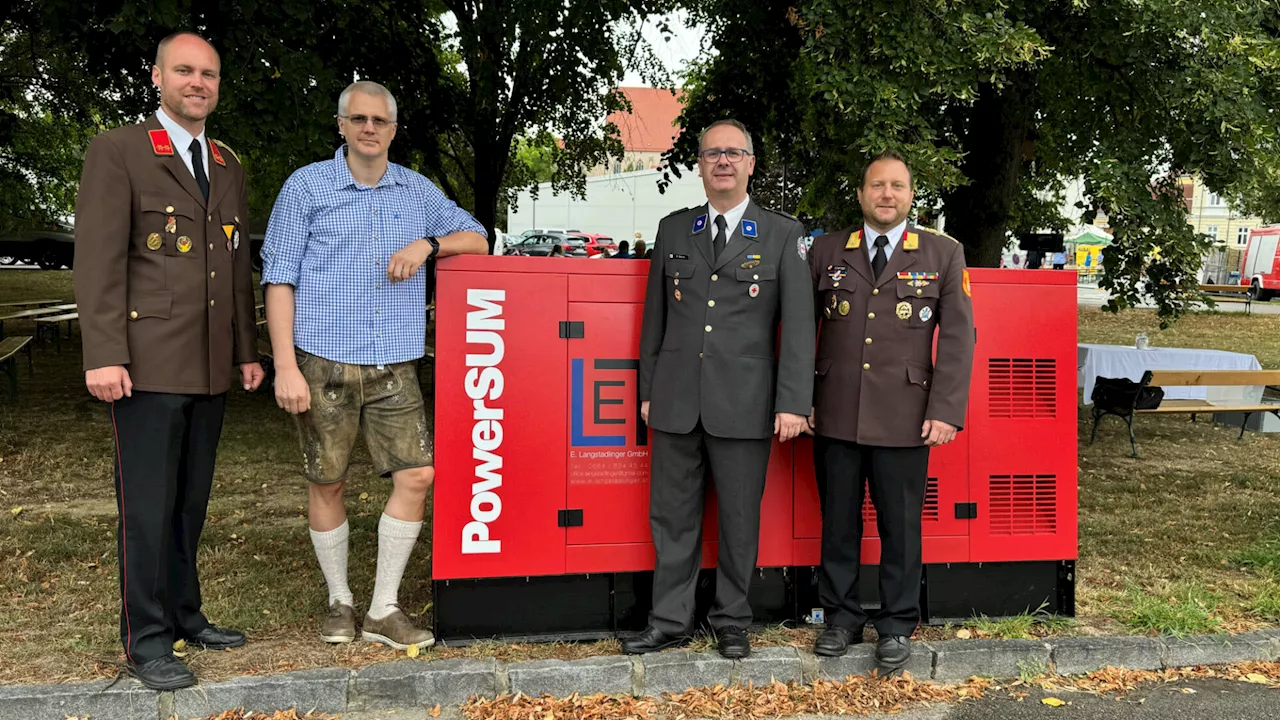 Feuerwehr Eggenburg stellt Notstromaggregat in Dienst