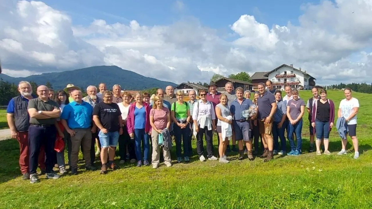 Größtes zusammenhängendes Hopfenanbaugebiet der Welt besucht