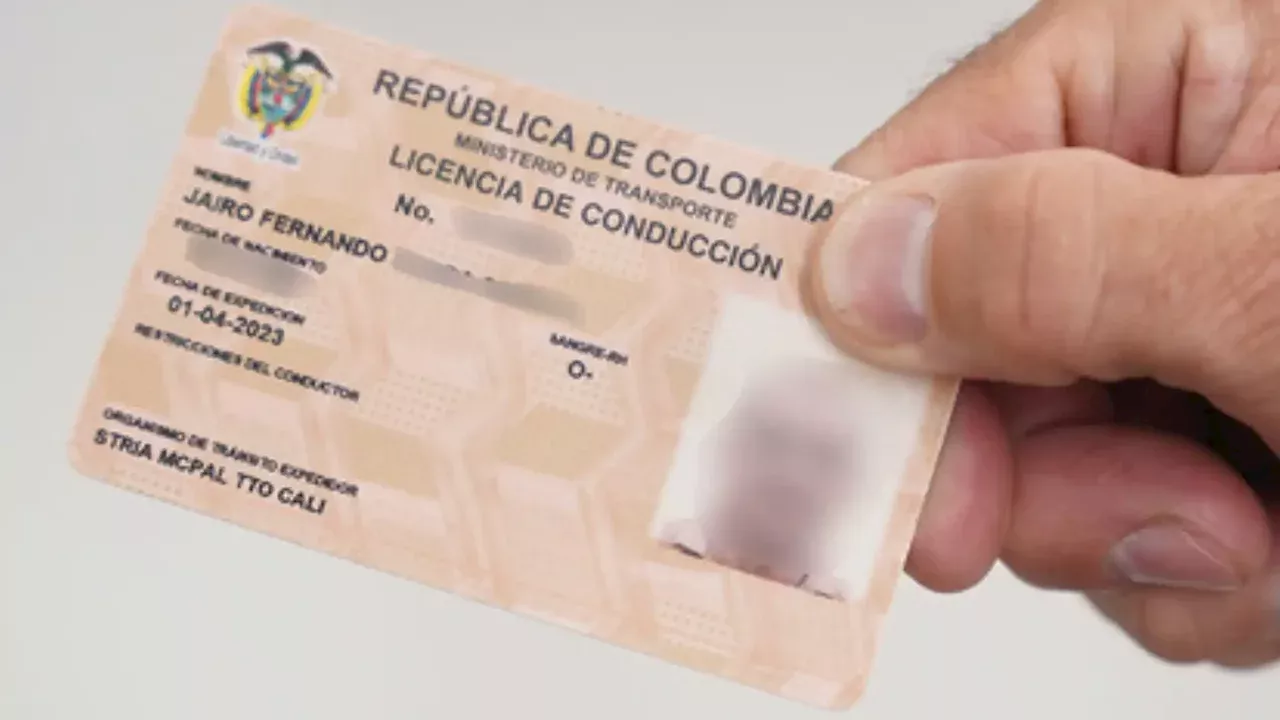 Licencia de conducción: responden si es obligatorio llevarla en físico ante un agente de tránsito