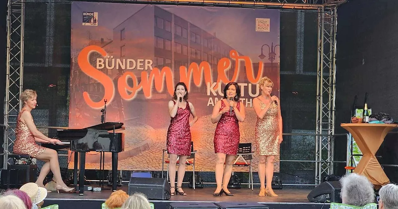 Fulminanter Auftakt der „Bünder Sommerkultur“ am Rathaus