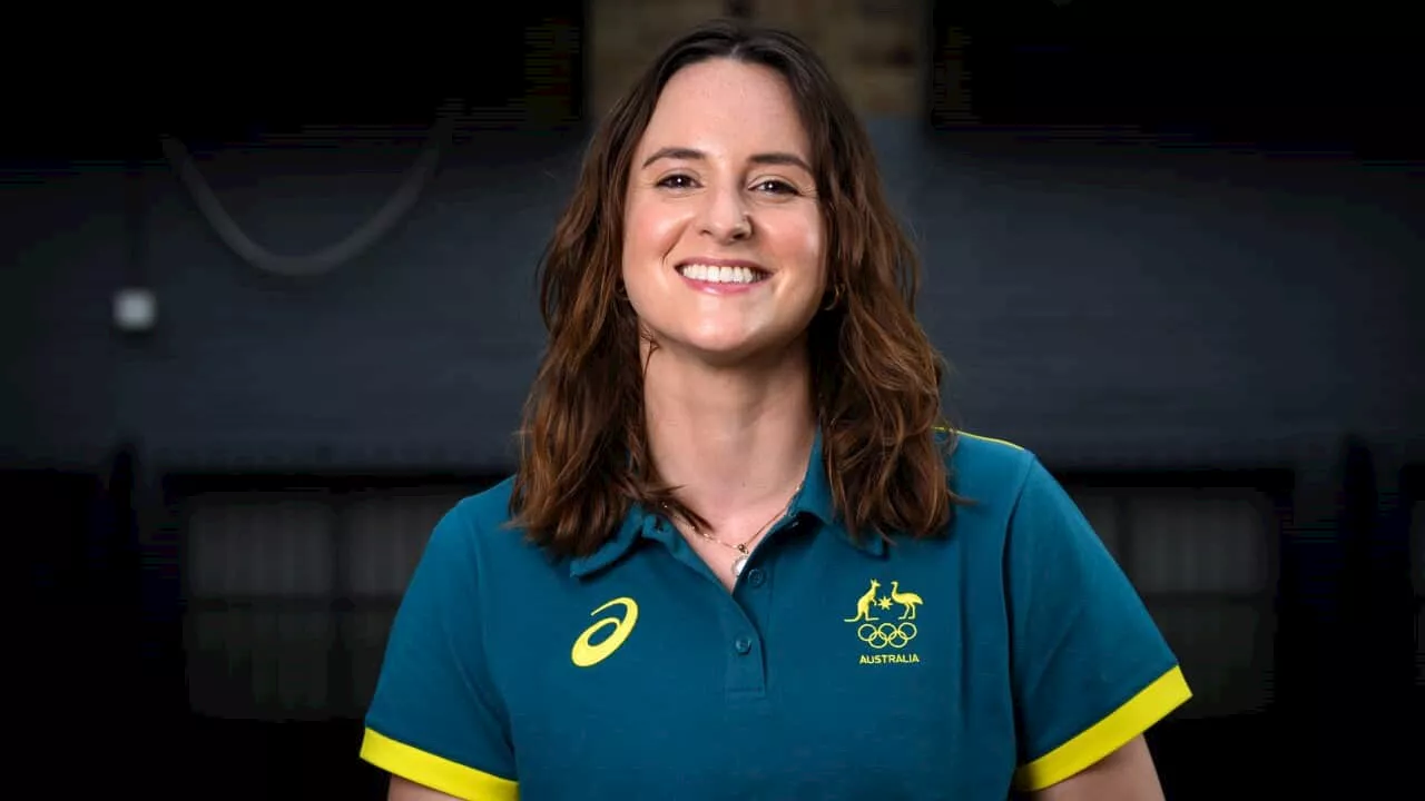 'None of this is easy': Meet the Australian academic making history in Olympic breaking