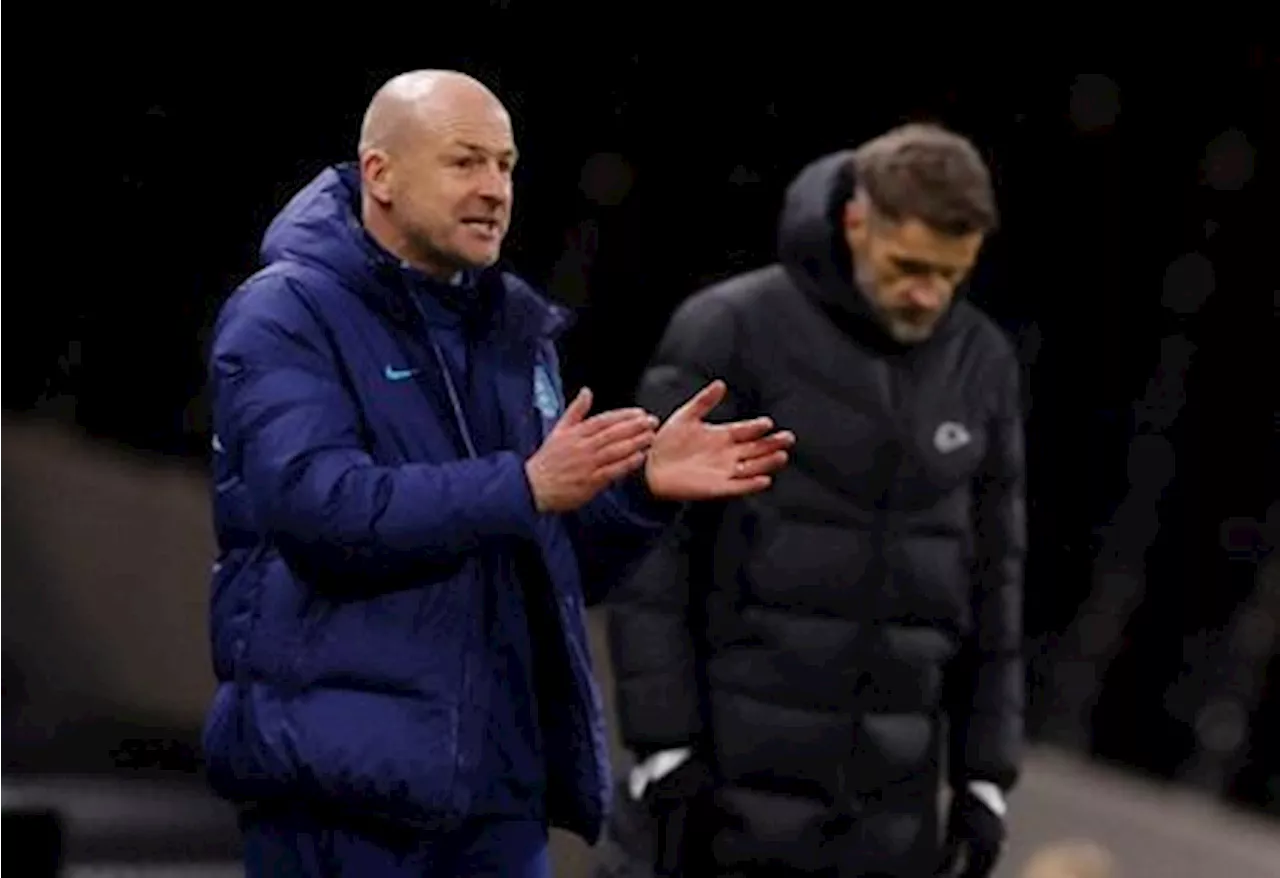 Soccer-England name Carsley as interim coach ahead of Nations League campaign