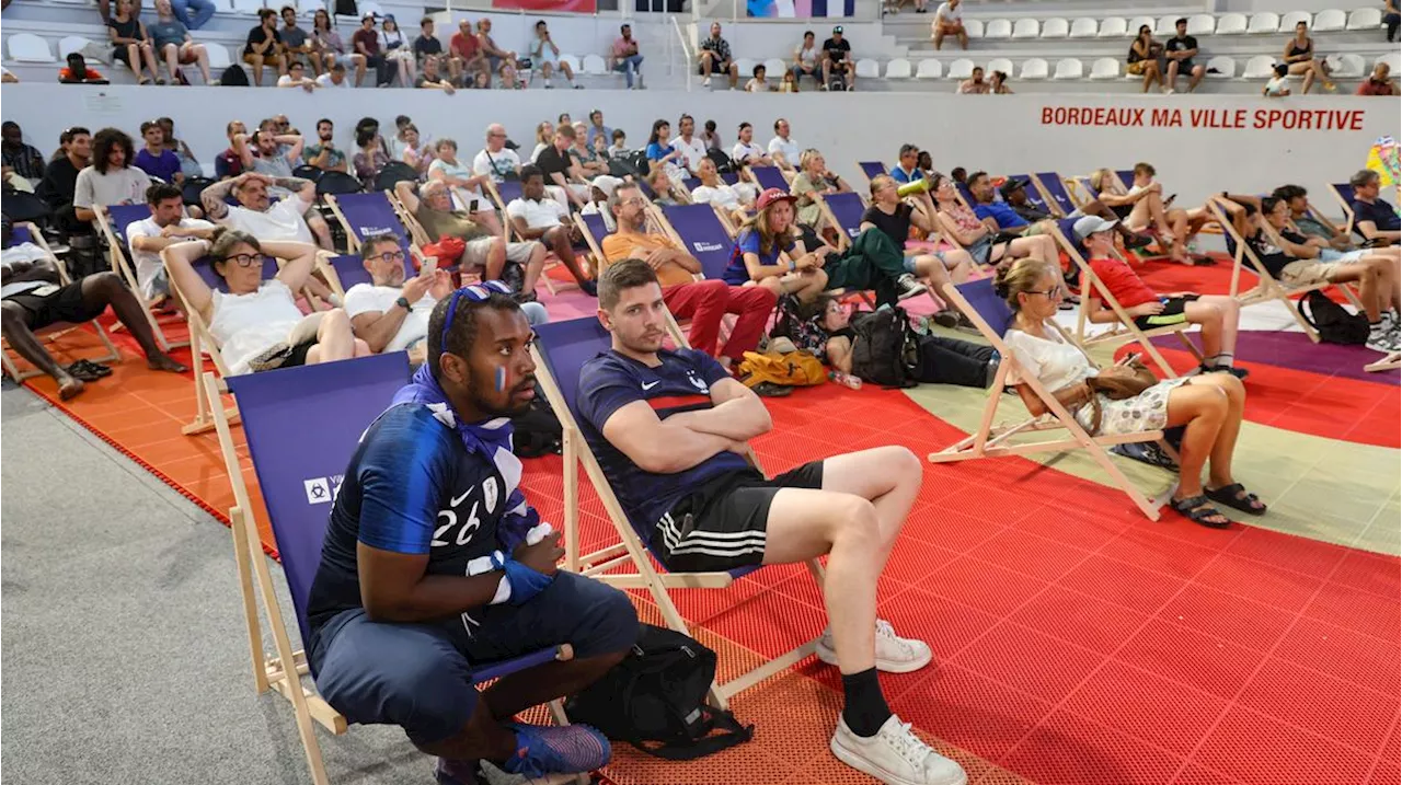 « Avec ces JO, je n’ai jamais autant chanté la Marseillaise ! » Devant la finale du foot au Palais des sports de Bordeaux