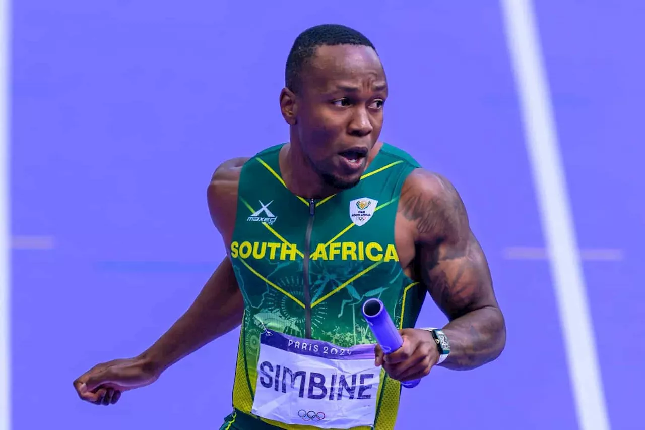 Akani Simbine carries SA team to silver medal in 4x100m relay final