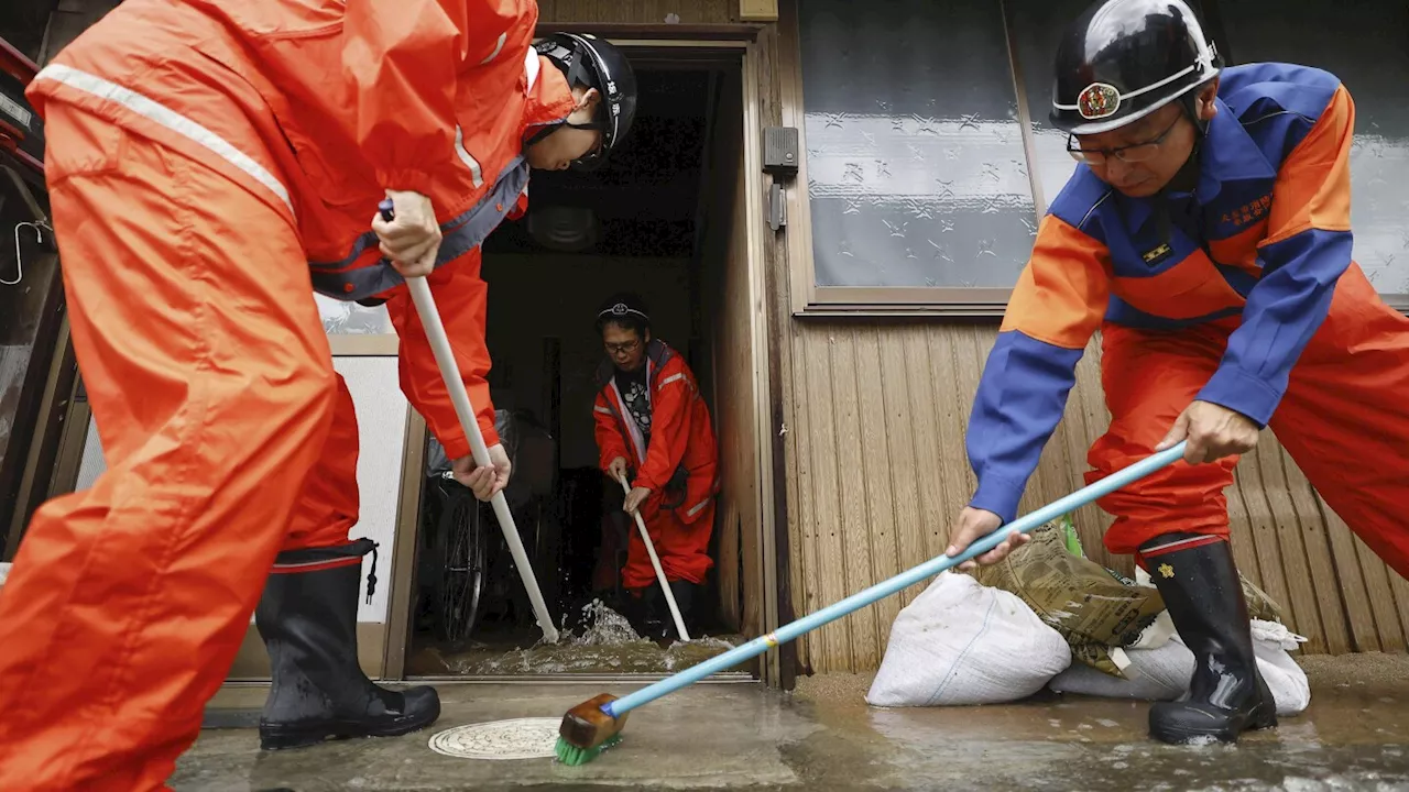 Storm Shanshan creeps through Japan, bringing heavy rainfall