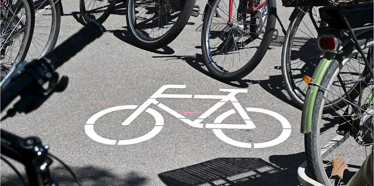 Crash im Murifeld: Velofahrer und Lebensmittel liegen auf Strasse