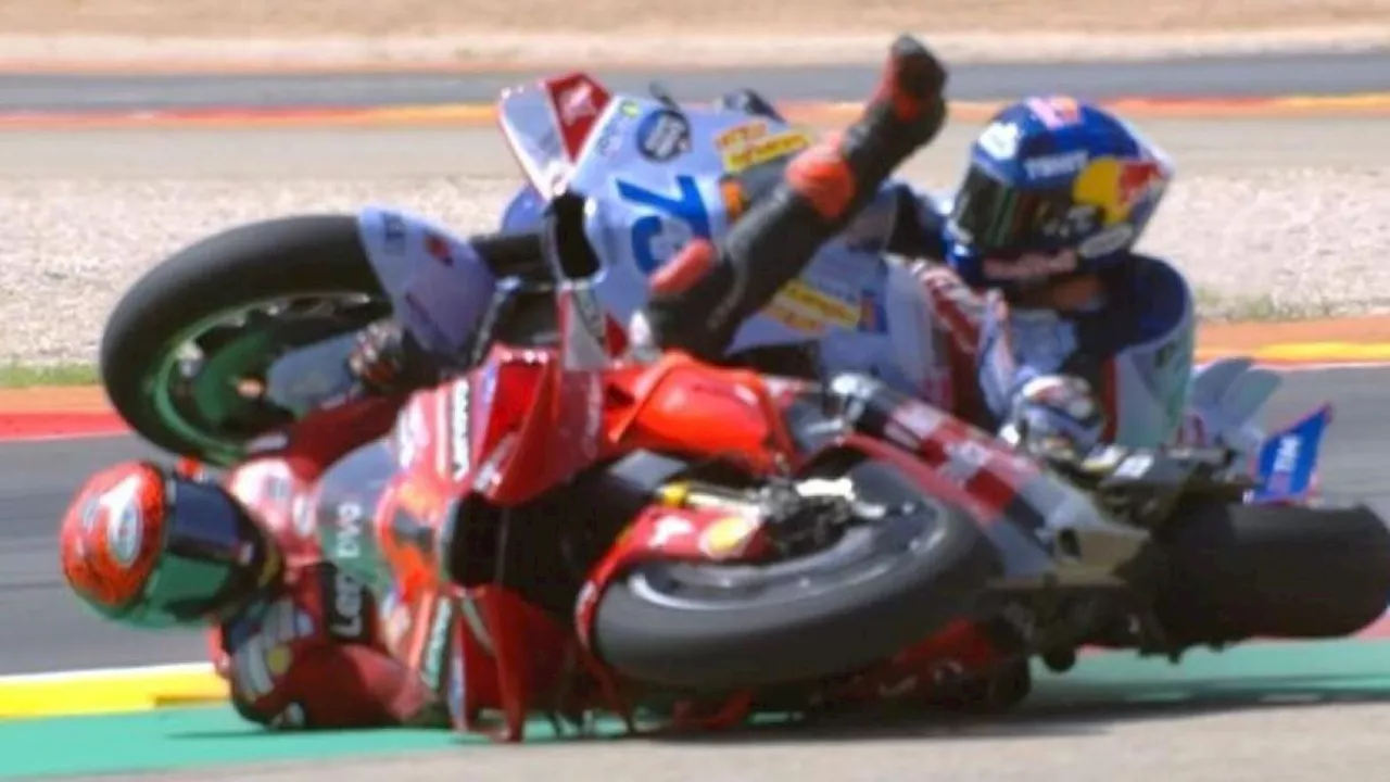 Bagnaia si scontra con Alex Marquez e cade nel Gp di Aragon: incidente sotto investigazione