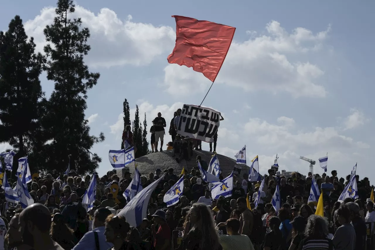 Onda de protestos contra governo Netanyahu toma conta de Israel após descoberta de corpos de reféns em Gaza