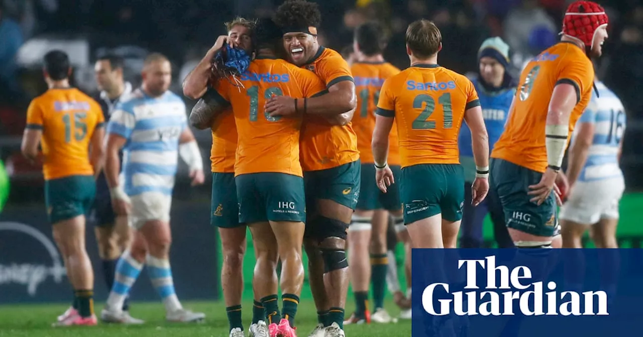 Wallabies stage stirring comeback to beat Argentina with last-gasp penalty goal