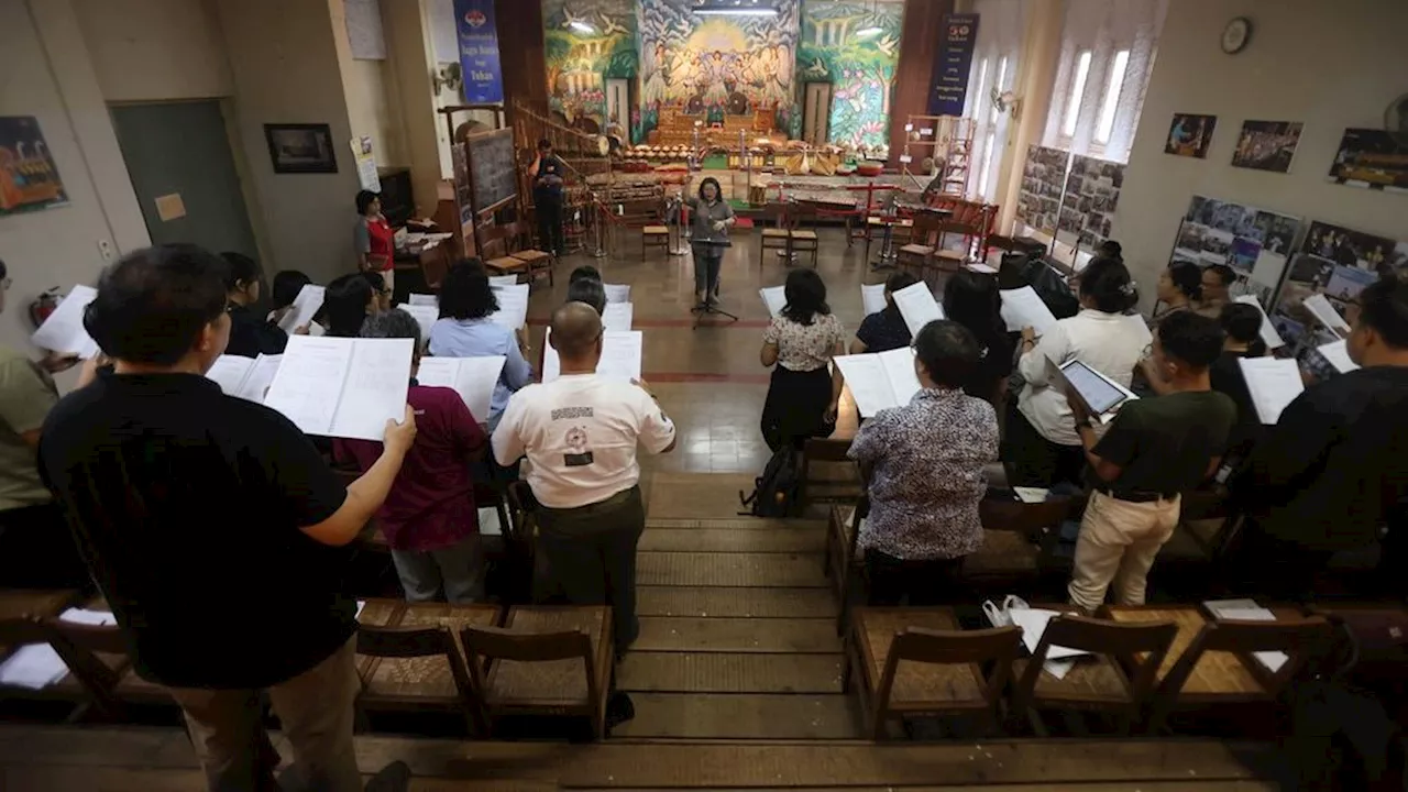 Paduan Suara Siapkan Persembahan Terbaik untuk Misa bersama Paus Fransiskus