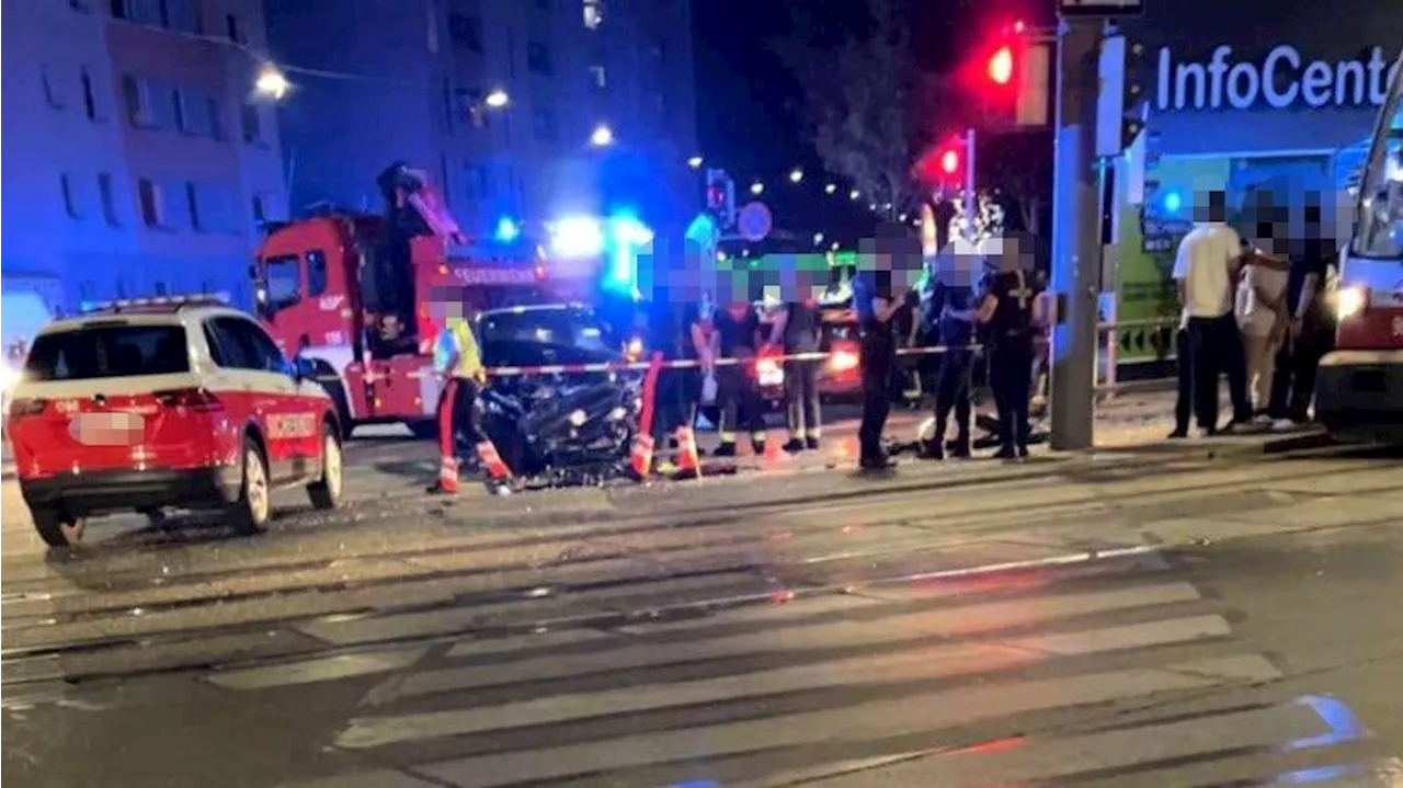  Heftiger Crash in Wien! Drei Personen verletzt