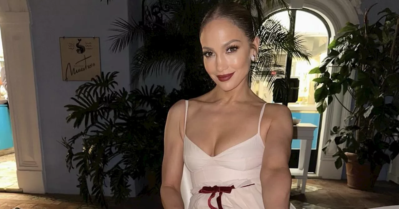 Jennifer Lopez swipes at Ben Affleck with fiery Instagram post after split