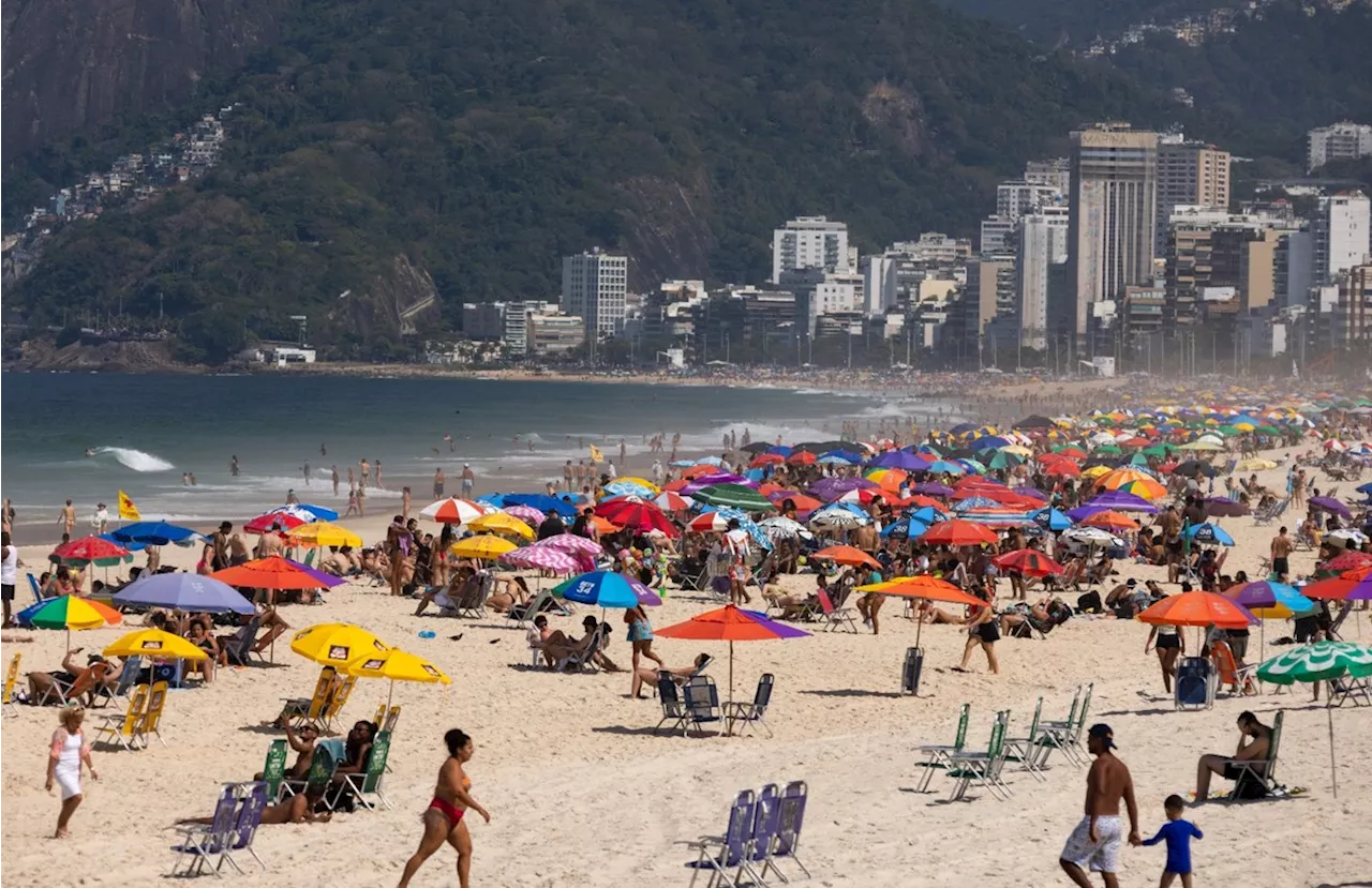 Em domingo de praias cheias, Rio chega aos 35 graus no primeiro dia de setembro