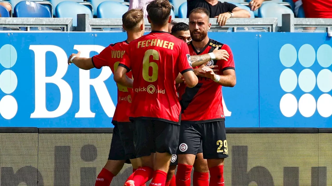 Siegtreffer trotz klarem Foul: Wiesbaden gewinnt glücklich gegen wuchtige Cottbuser