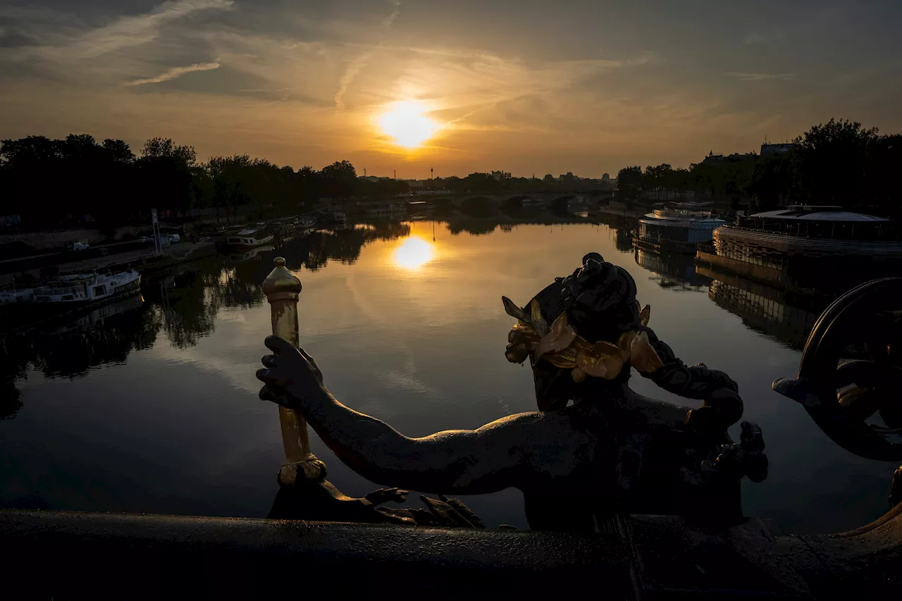 Paralympic triathlon events are postponed because of poor water quality in the Seine River