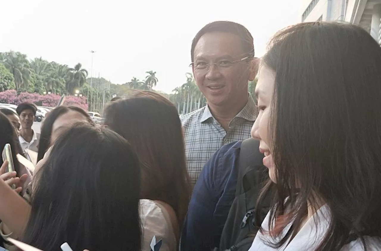 Ahok Hadiri Fan Meeting Kim Ji Won di Jakarta, Kejutkan Penggemar