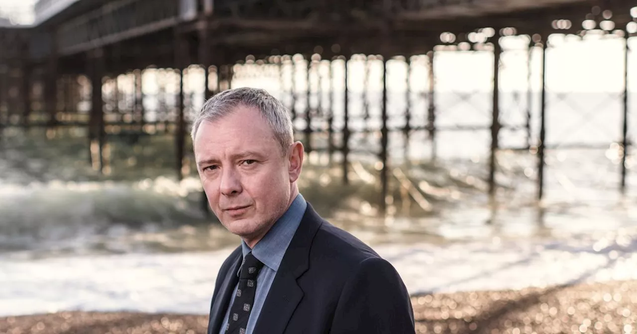 ITV Grace actor John Simm's life from '90s movie icon to EastEnders star wife