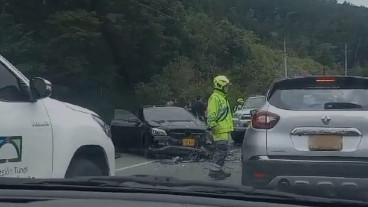 Congestión por accidente en la vía al Túnel de Oriente: Recomendaciones para conductores