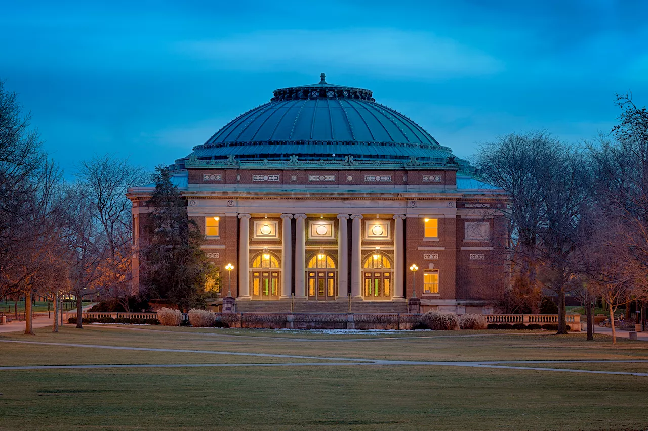 Illinois school named among top 25 public colleges in US by Forbes