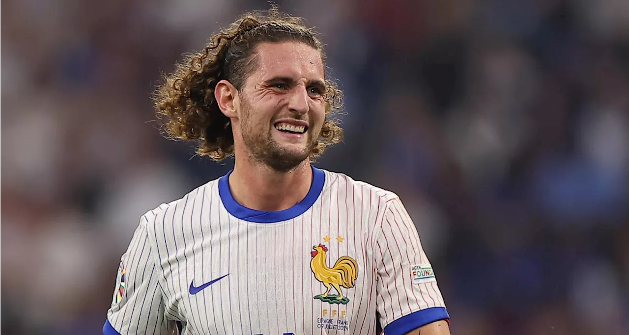 Equipe de France : un club étonnant veut Rabiot