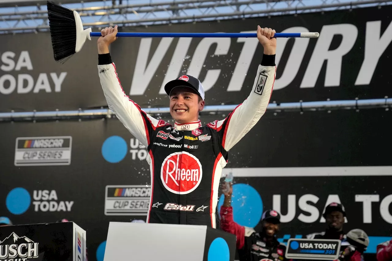 Christopher Bell holds off Cole Custer to win Xfinity Series race at Darlington