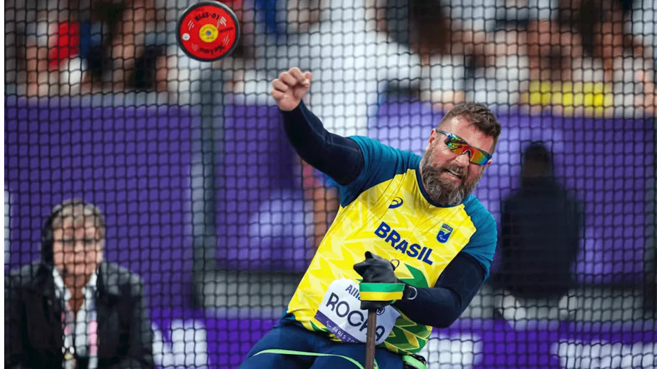 André Rocha é bronze no lançamento de disco e conquista 400ª medalha do Brasil na Paralimpíada