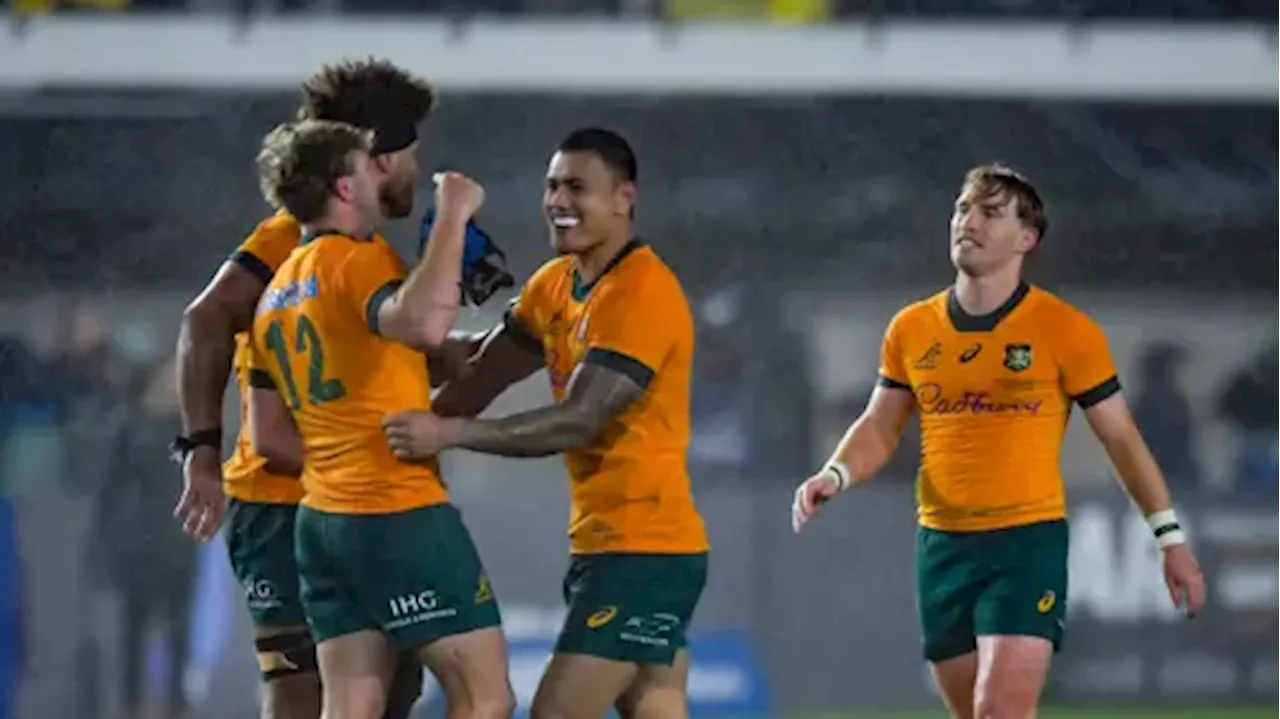 Australia fight back to tame Pumas in Argentina