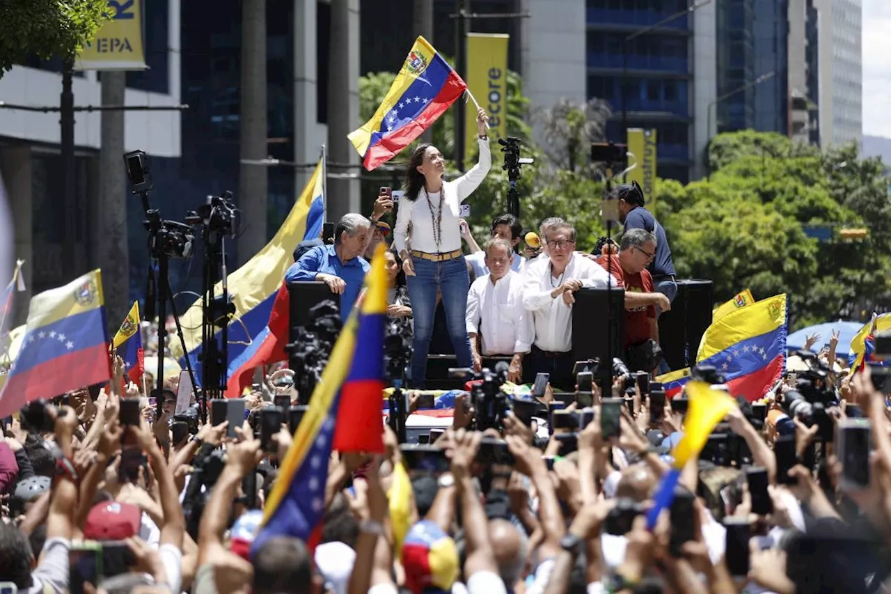 Venezuela sends hundreds to maximum security jails after election